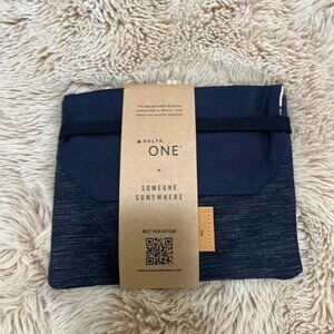 NEW Delta Someone Somewhere Travel Amenity Kit